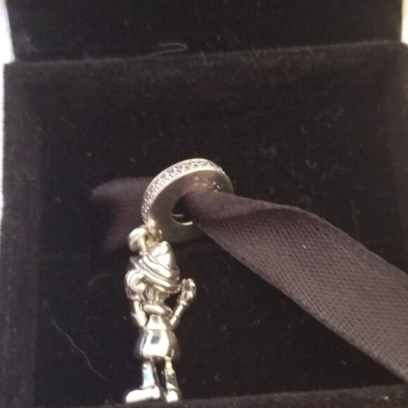 Pandora/Disney sliver Pinocchio dangle charm - Picture 2 of 6